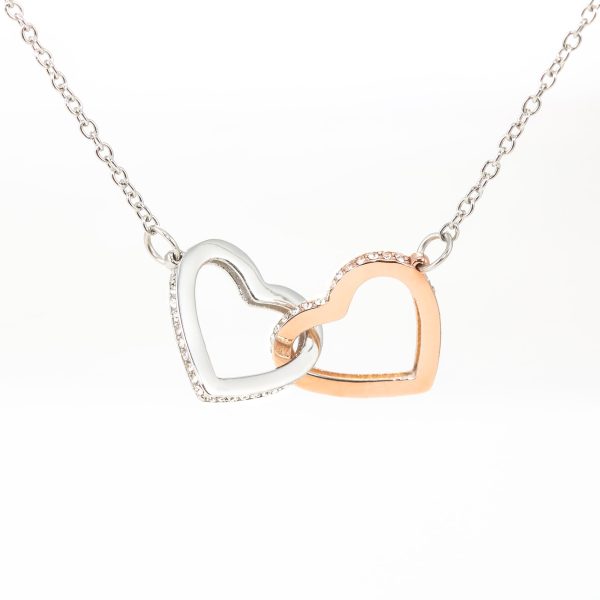 Interlocking-Hearts-IMG_9113-min-1-1-600×600